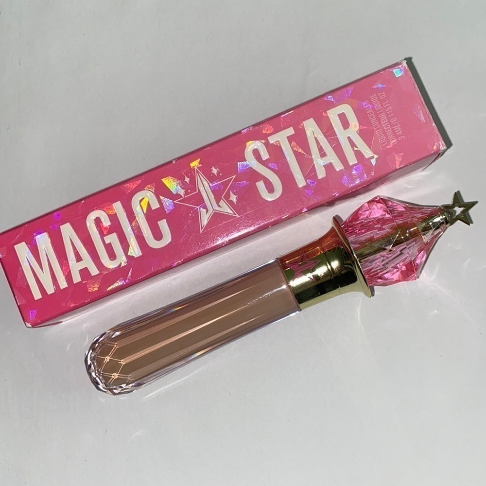 Jeffree Star concealer NEW in box c16.5 magic star‎